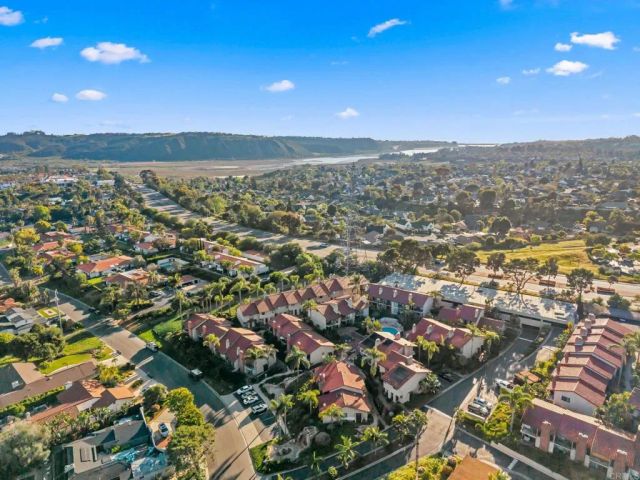 1915 Estrella De Mar Court A, Carlsbad, CA 92009