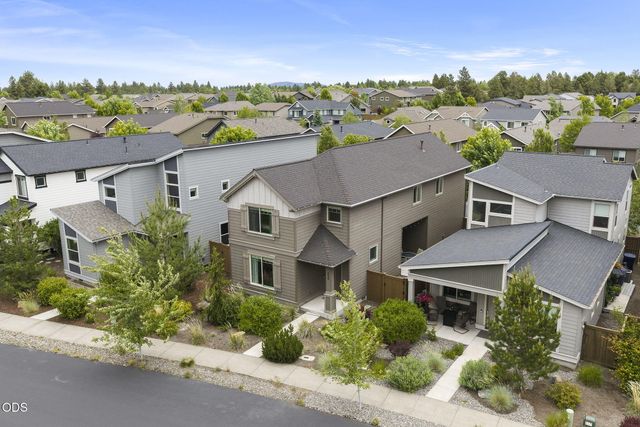 61066 SE Sydney Harbor Drive, Bend, OR 97702