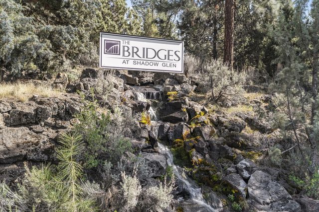 61066 SE Sydney Harbor Drive, Bend, OR 97702