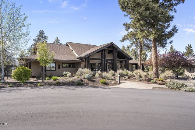 61066 SE Sydney Harbor Drive, Bend, OR 97702