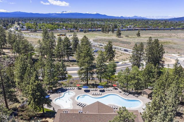 61066 SE Sydney Harbor Drive, Bend, OR 97702