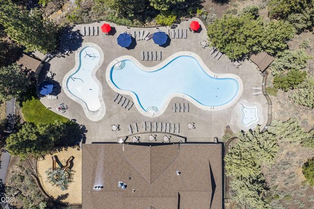 61066 SE Sydney Harbor Drive, Bend, OR 97702