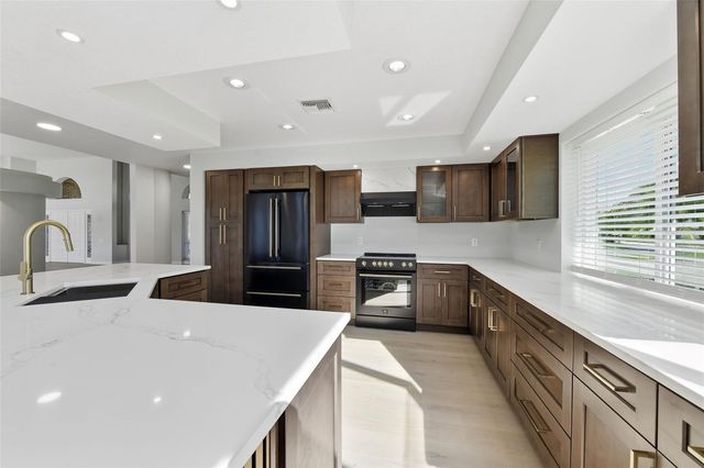 4268 LAS PALMAS WAY, Sarasota, FL 34238