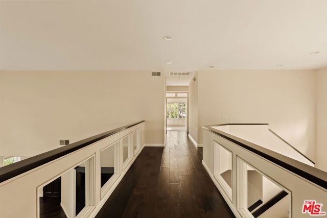 23216 Park Corniche, Calabasas, CA 91302