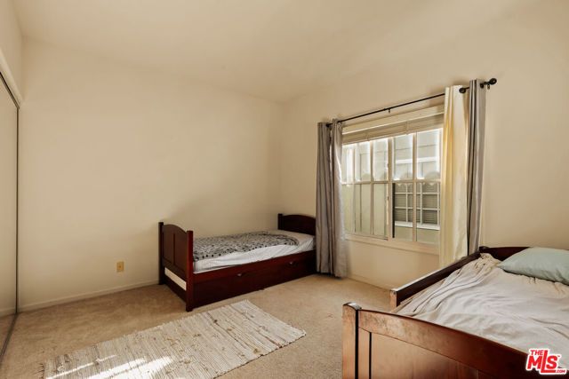 23216 Park Corniche, Calabasas, CA 91302