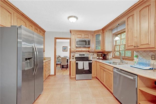 5201 Beechwood Forest Drive, Lithonia, GA 30038