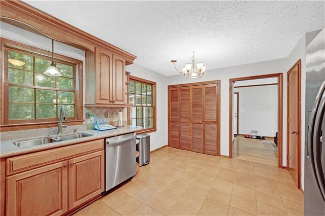 5201 Beechwood Forest Drive, Lithonia, GA 30038