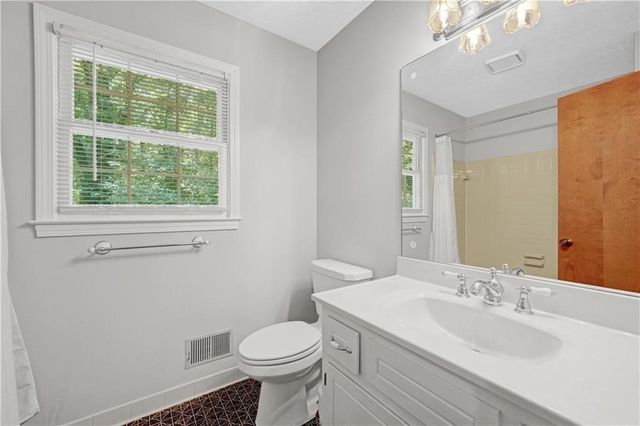 5201 Beechwood Forest Drive, Lithonia, GA 30038