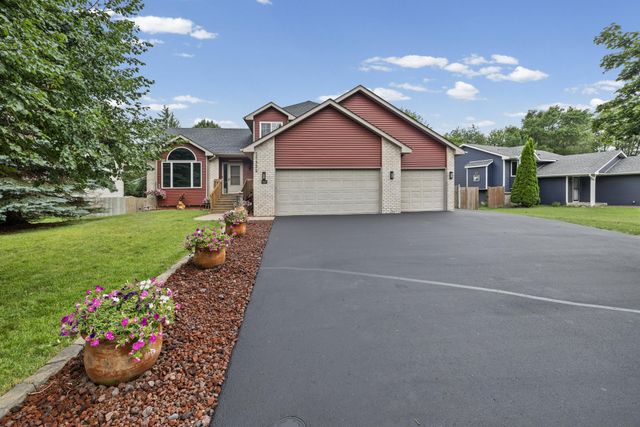 12455 Zea Street NW, Coon Rapids, MN 55433