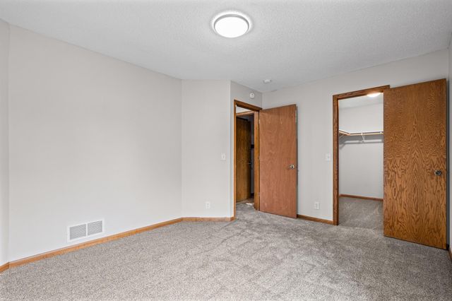 12455 Zea Street NW, Coon Rapids, MN 55433