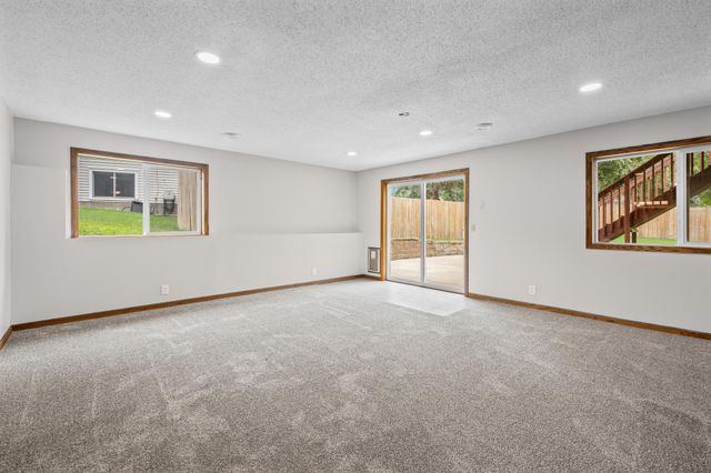 12455 Zea Street NW, Coon Rapids, MN 55433