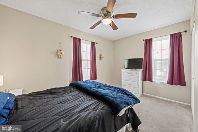 9 SPRUCE AVE, Hammonton, NJ 08037