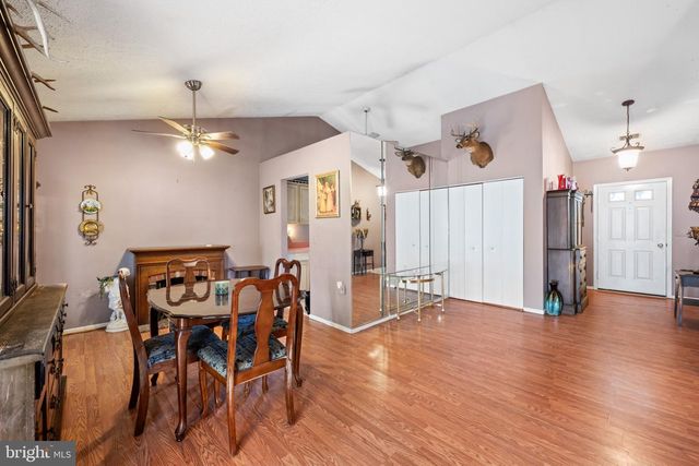 9 SPRUCE AVE, Hammonton, NJ 08037