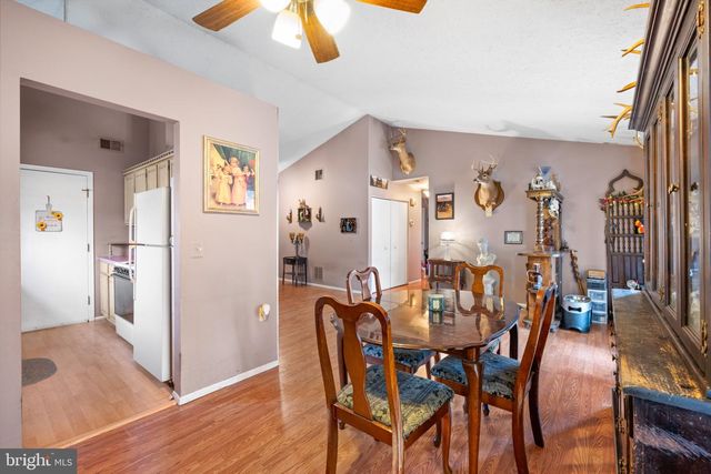 9 SPRUCE AVE, Hammonton, NJ 08037