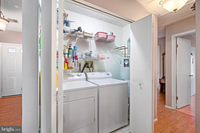 9 SPRUCE AVE, Hammonton, NJ 08037