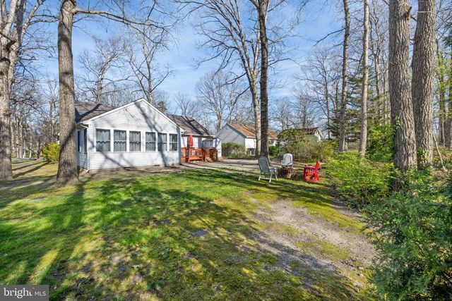 9 SPRUCE AVE, Hammonton, NJ 08037