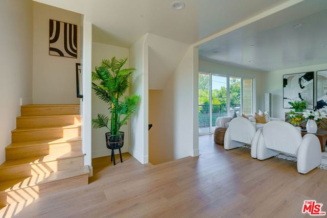712 N. Chestnut Avenue, Los Angeles, CA 90042