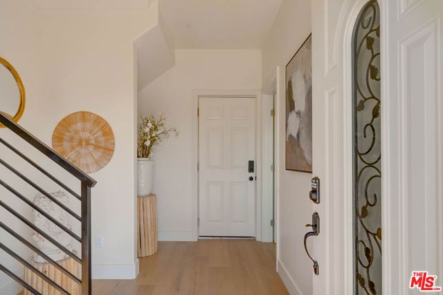 712 N. Chestnut Avenue, Los Angeles, CA 90042