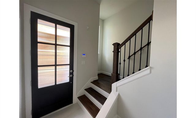 2802 Grand Fountains Drive F, Houston, TX 77054