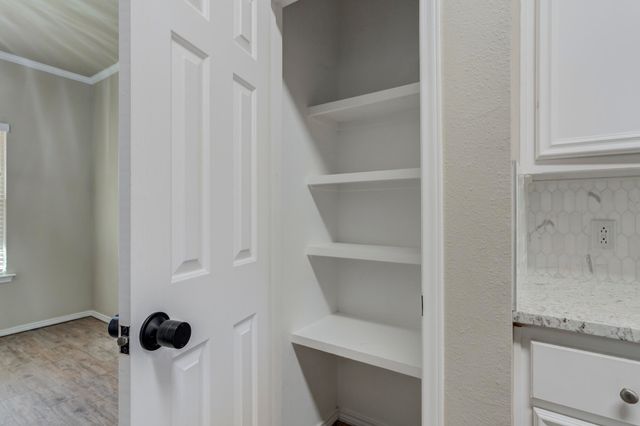 9805 Iola Avenue, Lubbock, TX 79424