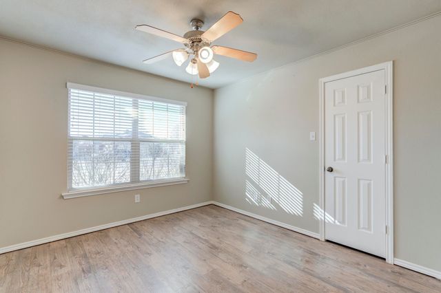 9805 Iola Avenue, Lubbock, TX 79424