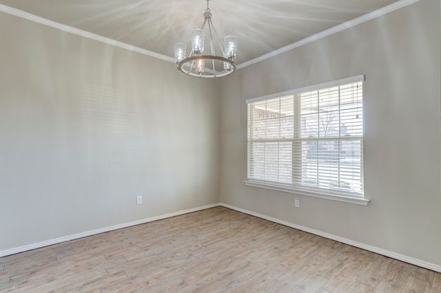 9805 Iola Avenue, Lubbock, TX 79424