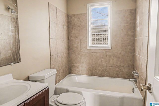 1520 17TH WAY SW, Birmingham, AL 35211