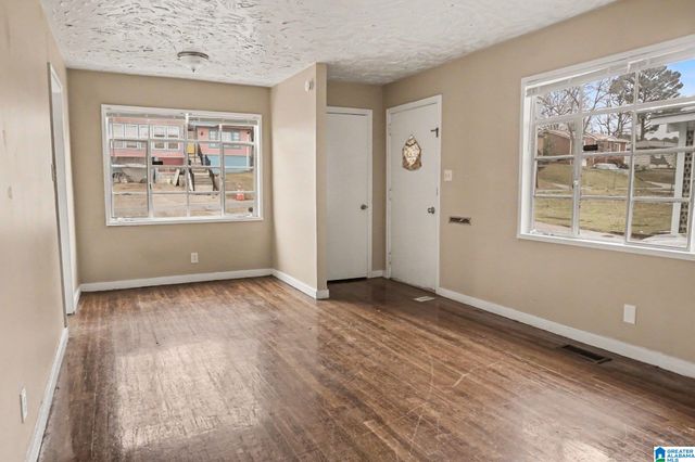 1520 17TH WAY SW, Birmingham, AL 35211