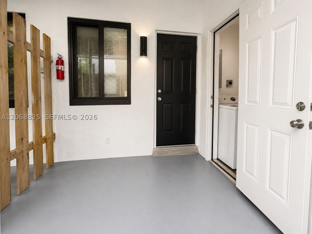 4804 Garden Ave, West Palm Beach, FL 33405
