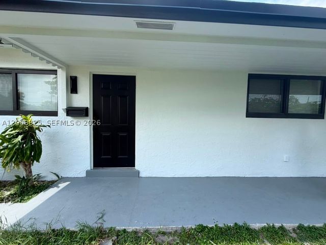 4804 Garden Ave, West Palm Beach, FL 33405