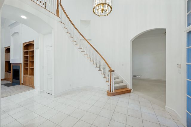 17919 Castle Bend Drive, Dallas, TX 75287