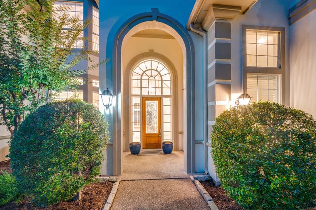 17919 Castle Bend Drive, Dallas, TX 75287