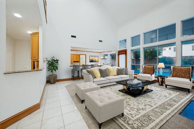 17919 Castle Bend Drive, Dallas, TX 75287