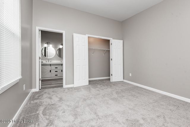 814 Cecil Ave, Louisville, KY 40211