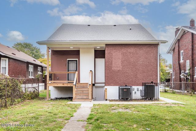 814 Cecil Ave, Louisville, KY 40211