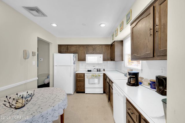 11 The Boulevard, Brick, NJ 08724