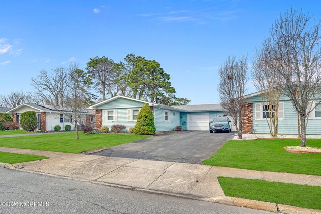 11 The Boulevard, Brick, NJ 08724