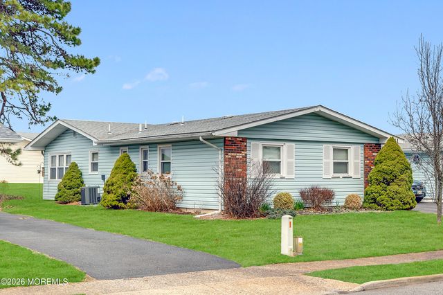 11 The Boulevard, Brick, NJ 08724