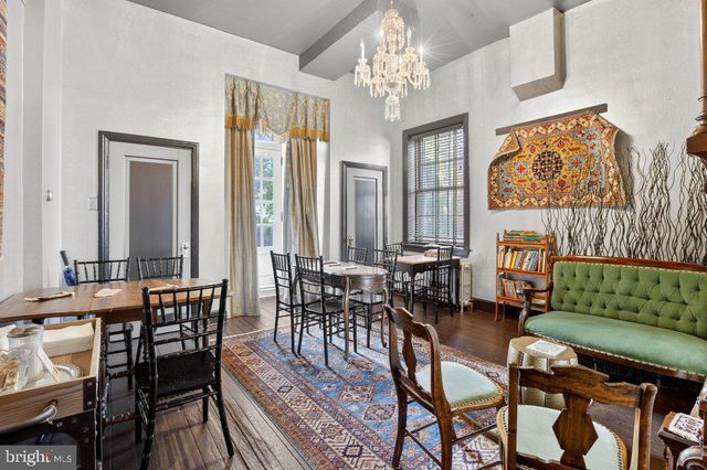 22 S 2ND ST, Columbia, PA 17512