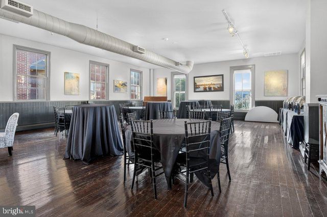 22 S 2ND ST, Columbia, PA 17512