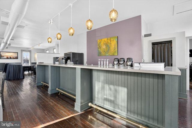 22 S 2ND ST, Columbia, PA 17512