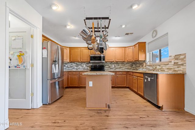 1732 E MAGNUM Road, San Tan Valley, AZ 85140