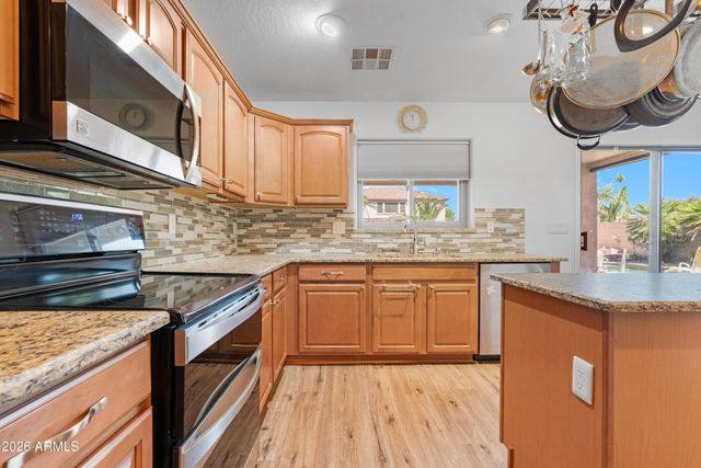 1732 E MAGNUM Road, San Tan Valley, AZ 85140