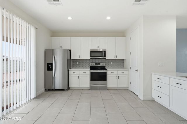 11546 E 4TH Avenue, Apache Junction, AZ 85120