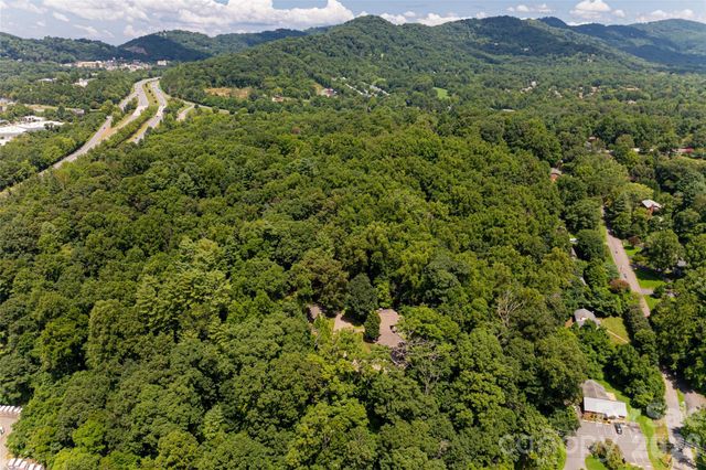 711 Shawnee Trail, Asheville, NC 28805