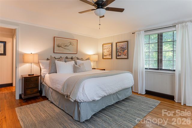 711 Shawnee Trail, Asheville, NC 28805