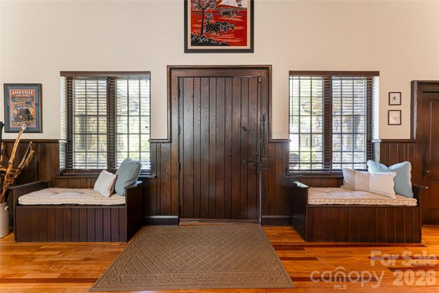 711 Shawnee Trail, Asheville, NC 28805
