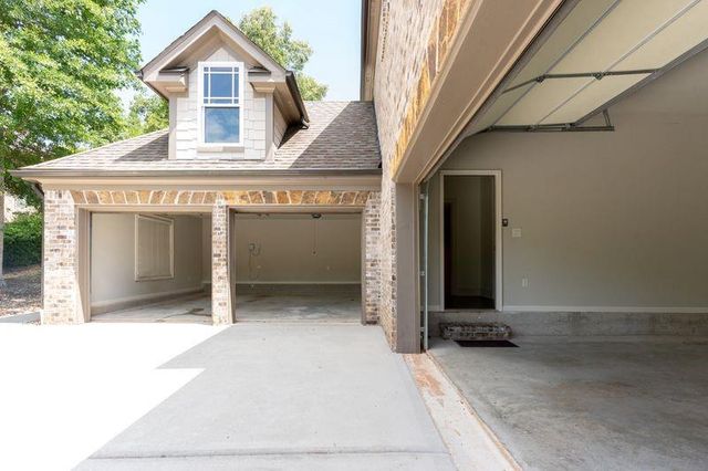 3079 Hidden Falls Drive, Buford, GA 30519