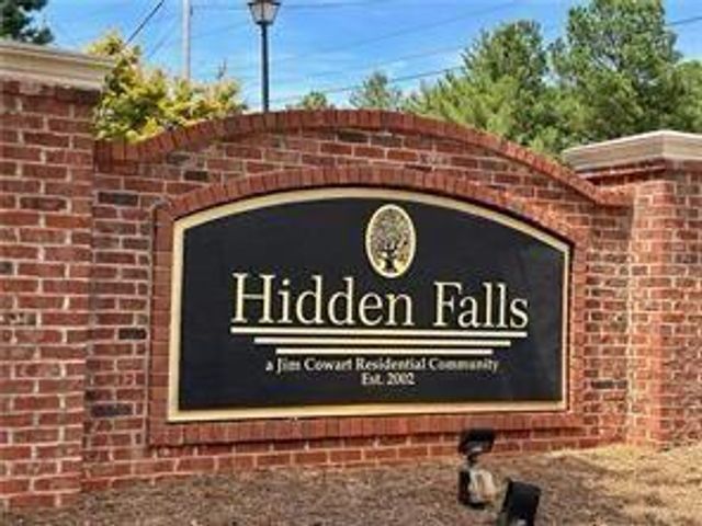 3079 Hidden Falls Drive, Buford, GA 30519