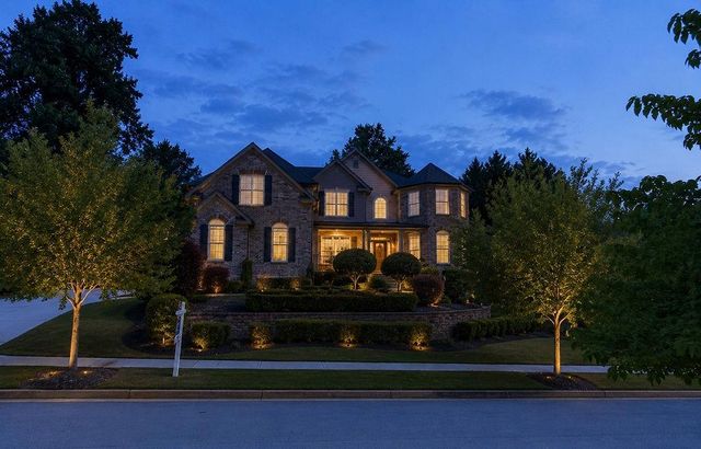 3079 Hidden Falls Drive, Buford, GA 30519